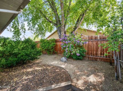 1360 Del Rosa Way, Sparks, NV 89434 Photo