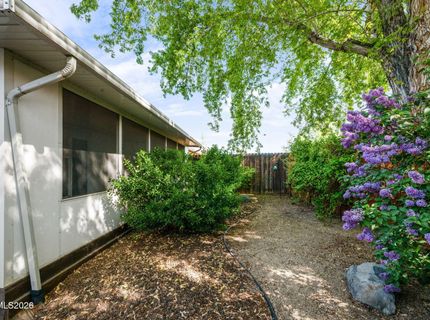 1360 Del Rosa Way, Sparks, NV 89434 Photo