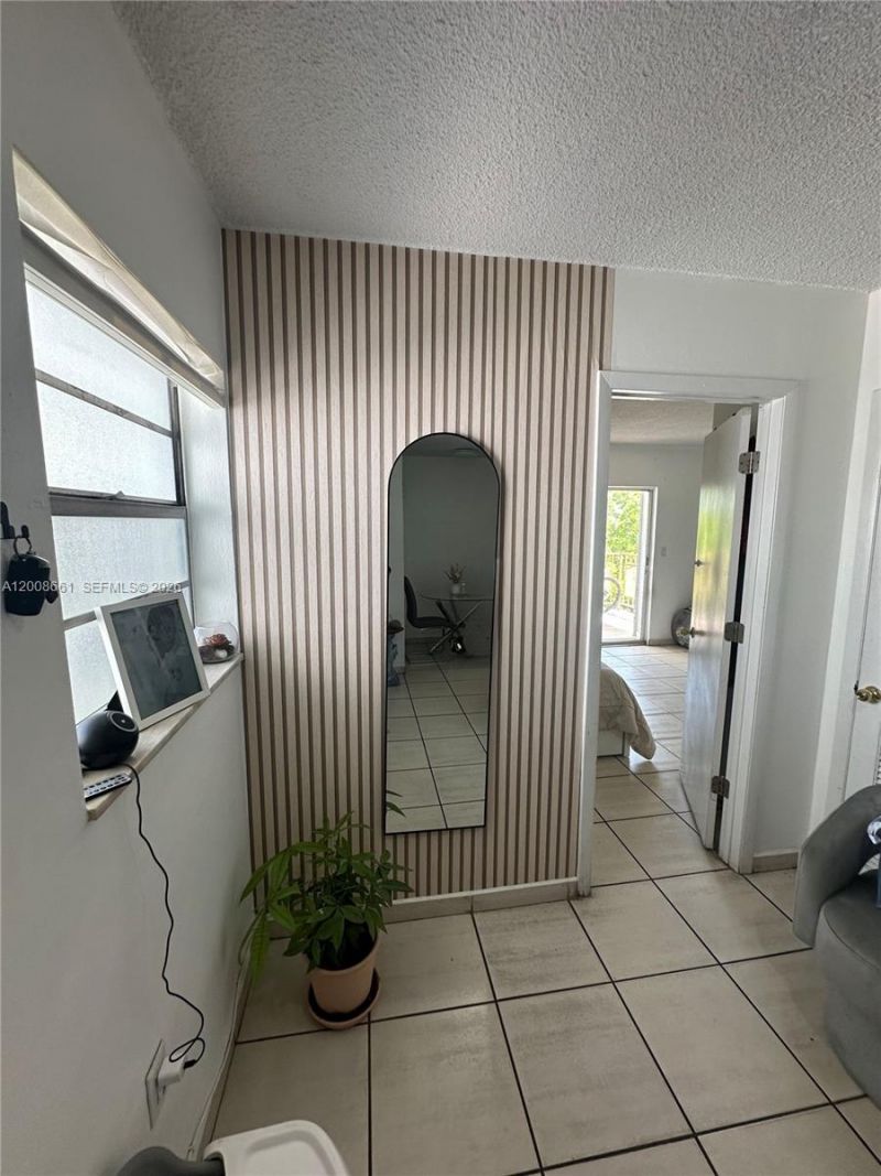 1340 Lincoln Rd , Unit 400, Miami Beach, FL 33139 Photo