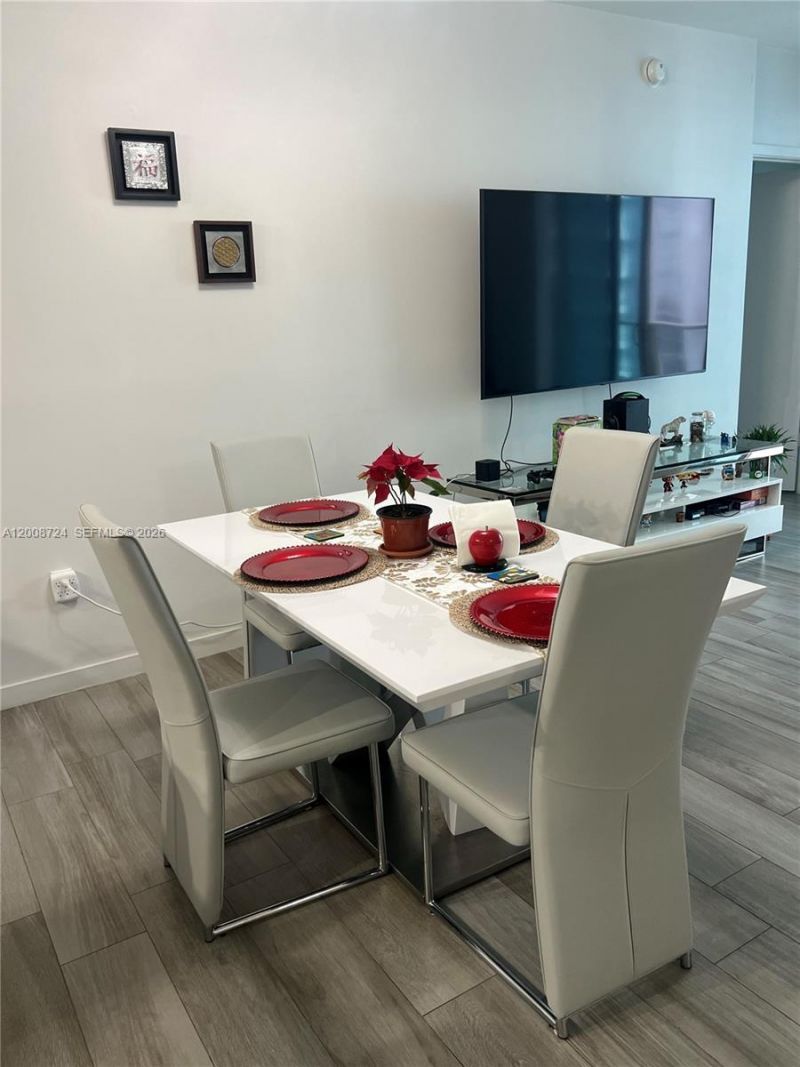 1100 S Miami Ave , Unit 2011, Miami, FL 33130 Photo
