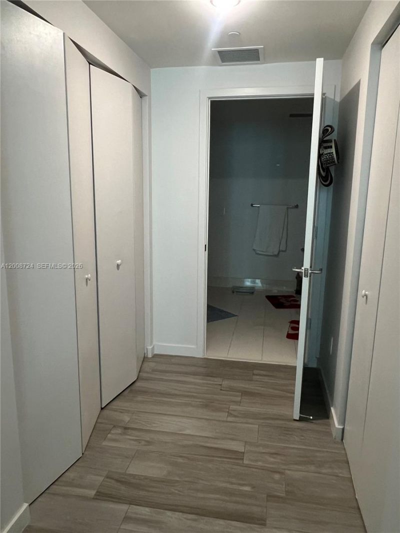 1100 S Miami Ave , Unit 2011, Miami, FL 33130 Photo