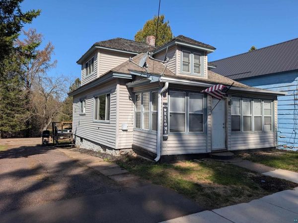 513 S Main St, Mellen, WI 54546