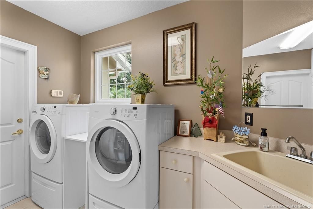 917 SW Blue Stem Way, Stuart, FL 34997 Photo