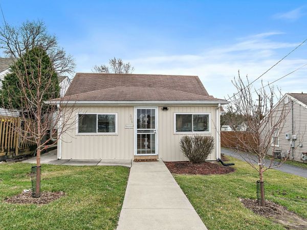 306 Johnson Street , East Dundee, IL 60118