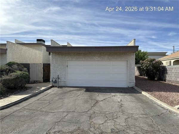 760 Anne Lane , Henderson, NV 89015