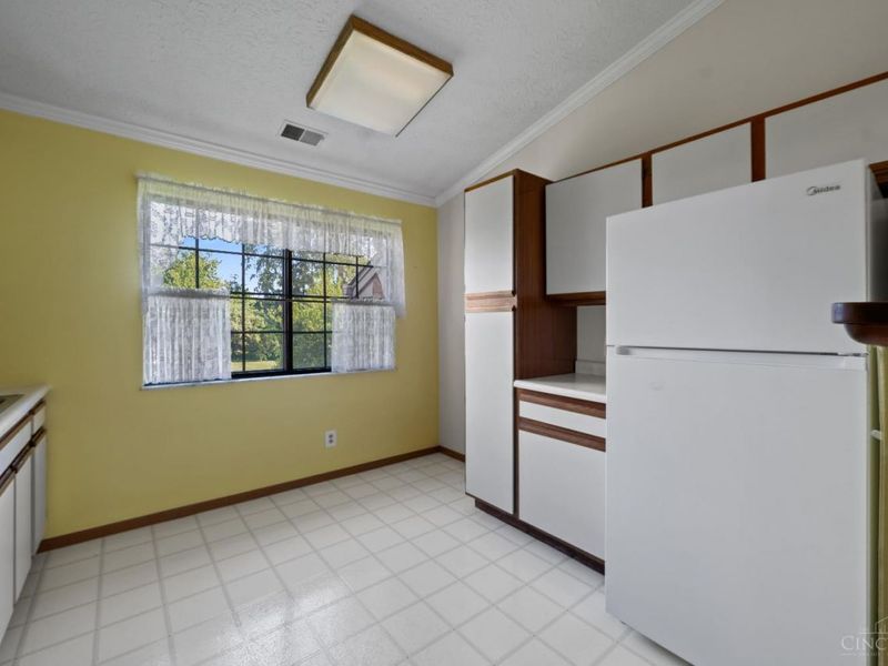 3981 School Section Road, Unit 11, Green Township, OH 45211 Photo 15