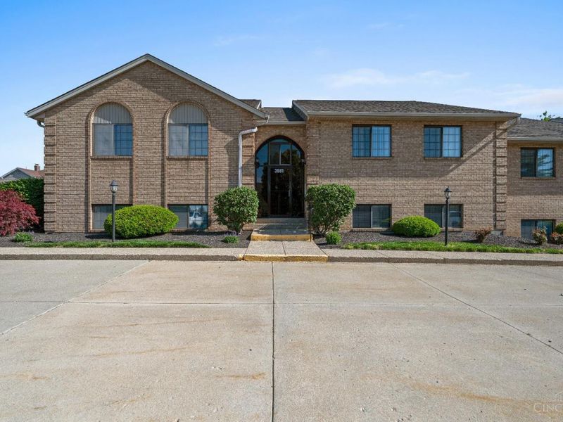 3981 School Section Road, Unit 11, Green Township, OH 45211 Photo 3