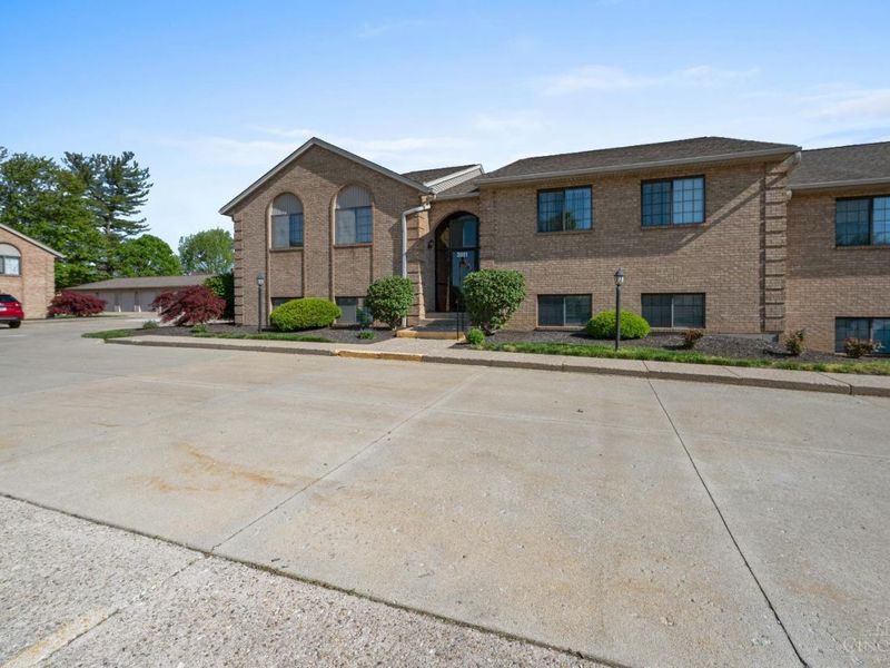 3981 School Section Road, Unit 11, Green Township, OH 45211 Photo 4