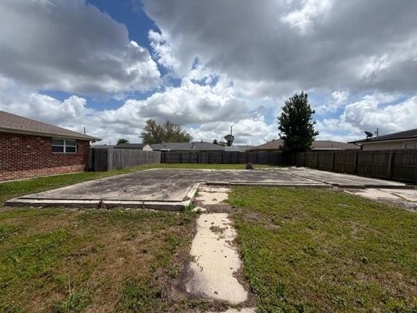 4635 CITRUS Street , New Orleans, LA 70127