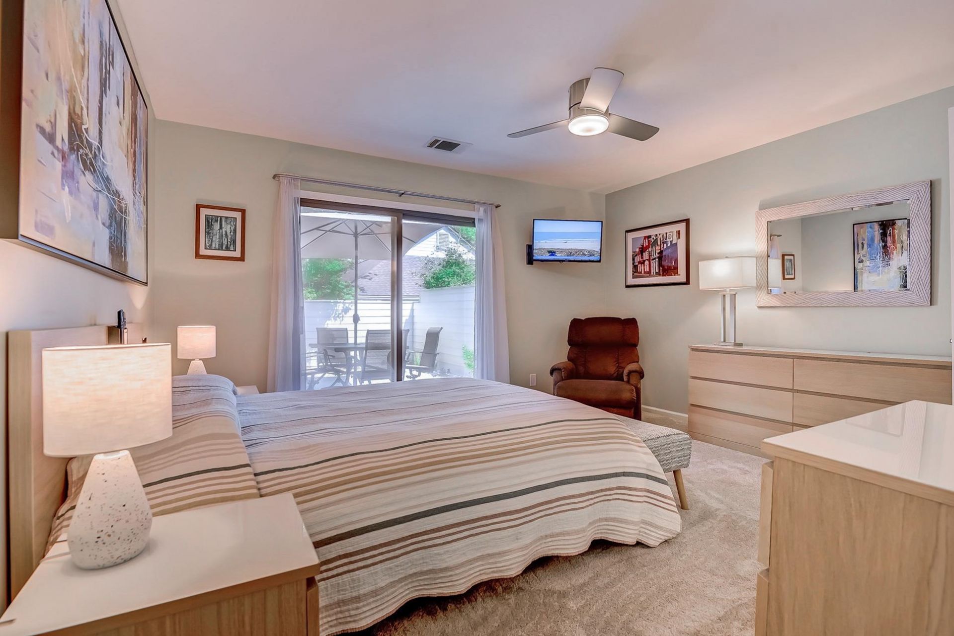 460 Ocean Creek Dr.  Photo 12