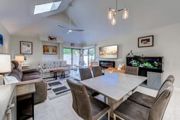 460 Ocean Creek Dr.  photo 4