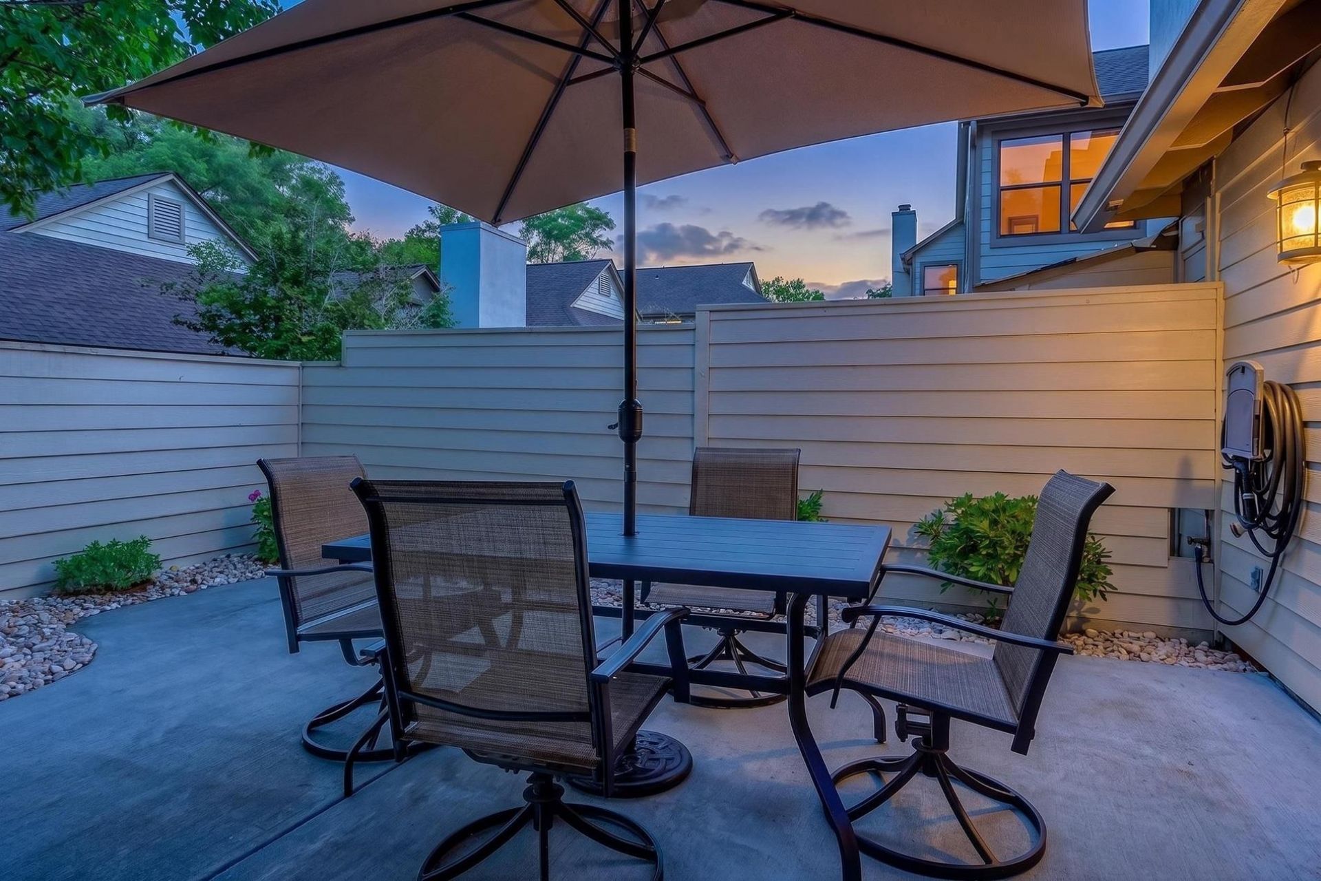 460 Ocean Creek Dr.  Photo 33