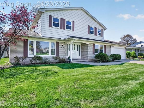 36365 6 Mile Road, Livonia, MI 48152