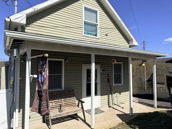 344 Jefferson Street, Simpson, PA 18407