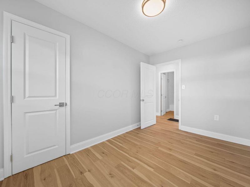 2555 Howey Road, Columbus, OH 43211 Photo 17