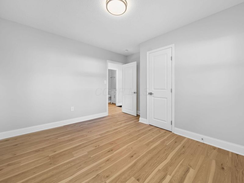 2555 Howey Road, Columbus, OH 43211 Photo 19