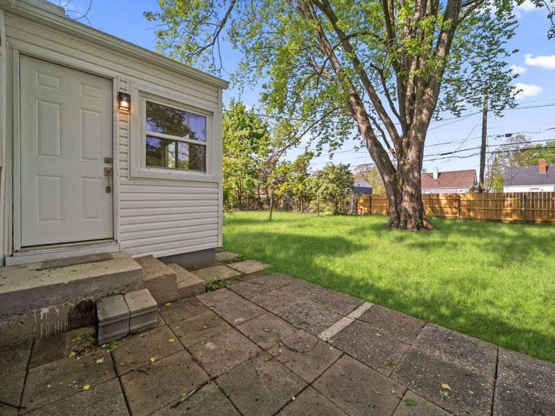 2555 Howey Road, Columbus, OH 43211 Photo 36