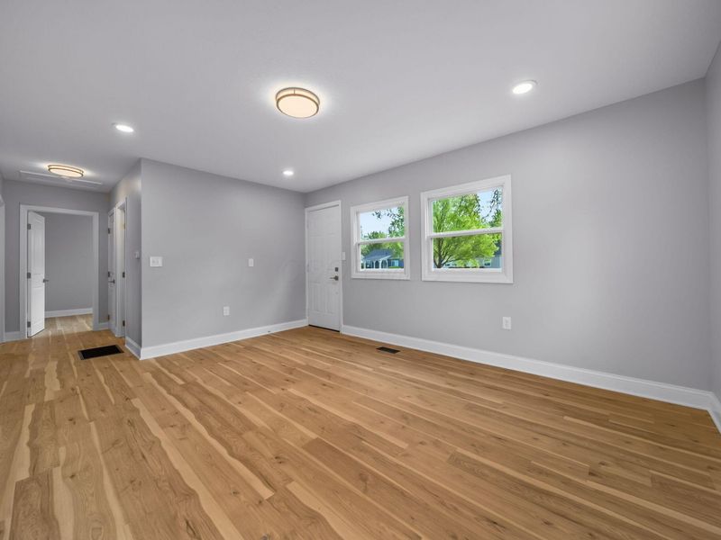 2555 Howey Road, Columbus, OH 43211 Photo 5