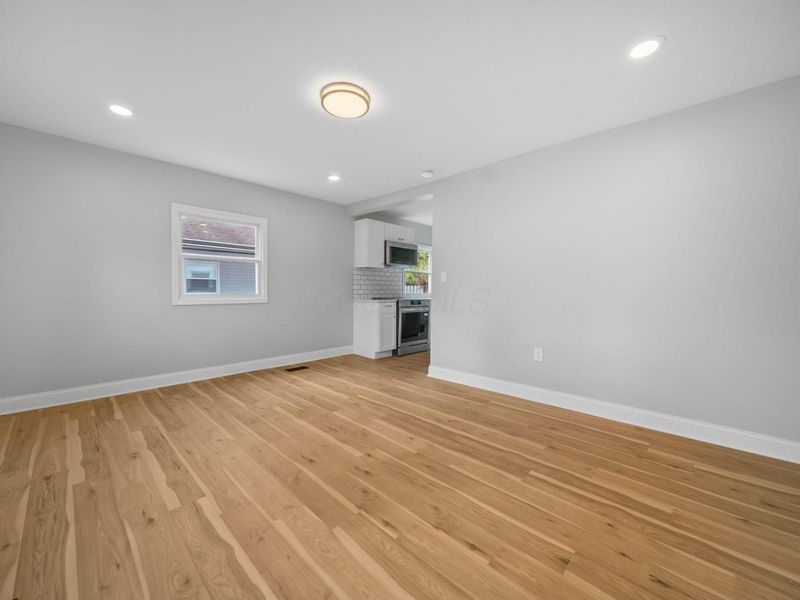 2555 Howey Road, Columbus, OH 43211 Photo 6