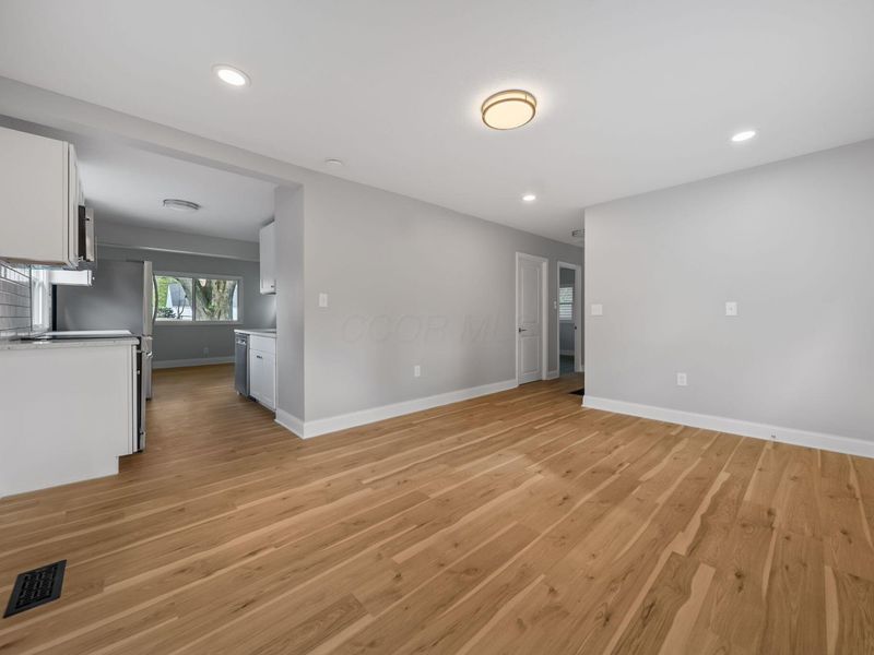 2555 Howey Road, Columbus, OH 43211 Photo 7
