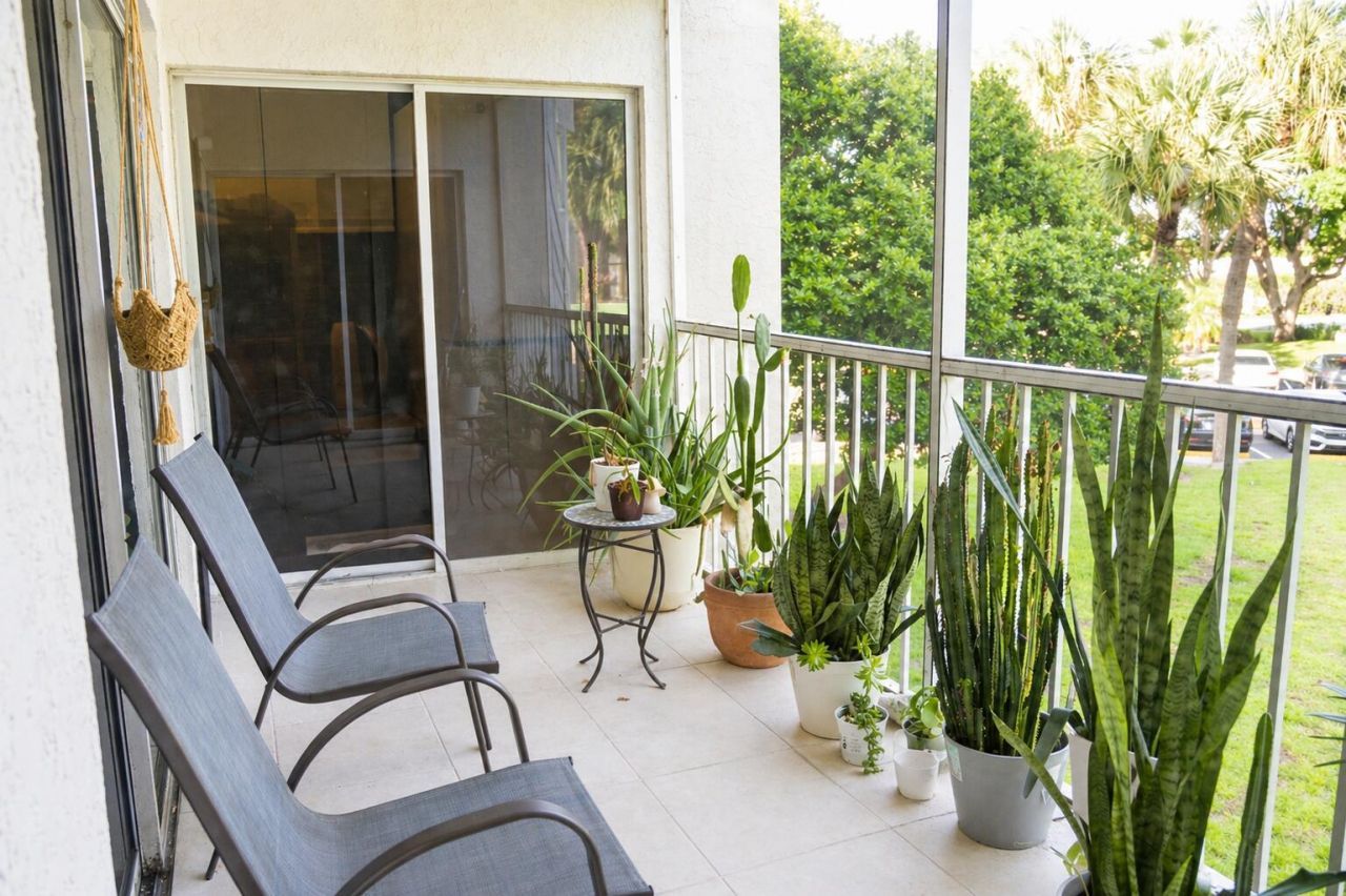 5910 Morningstar Circle, Unit 202, Delray Beach, FL 33484 Photo