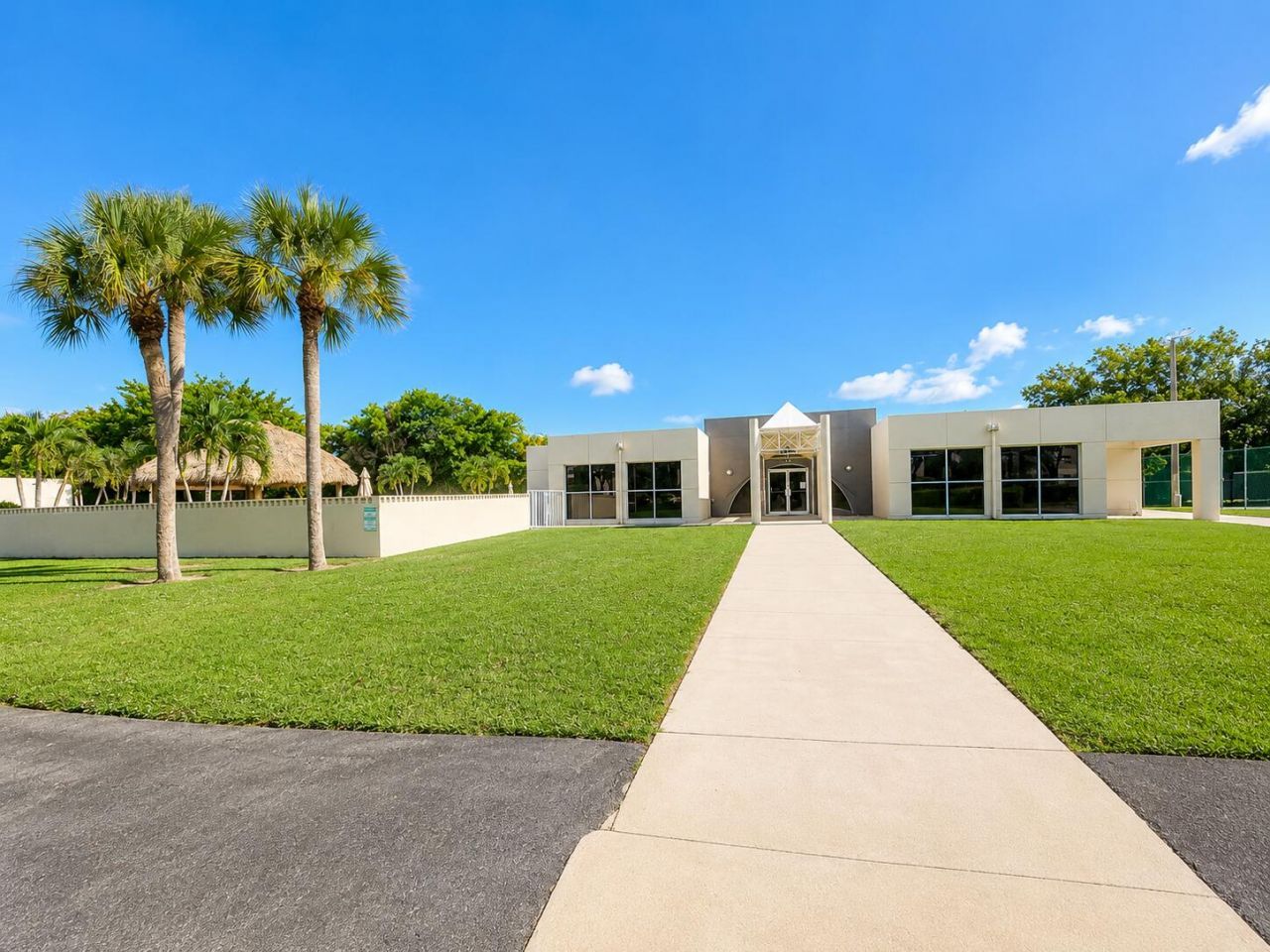 5910 Morningstar Circle, Unit 202, Delray Beach, FL 33484 Photo