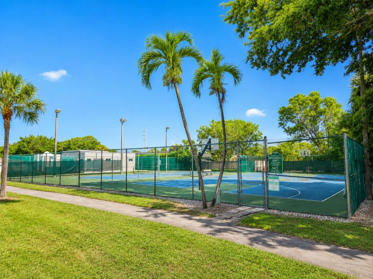 5910 Morningstar Circle, Unit 202, Delray Beach, FL 33484 Photo