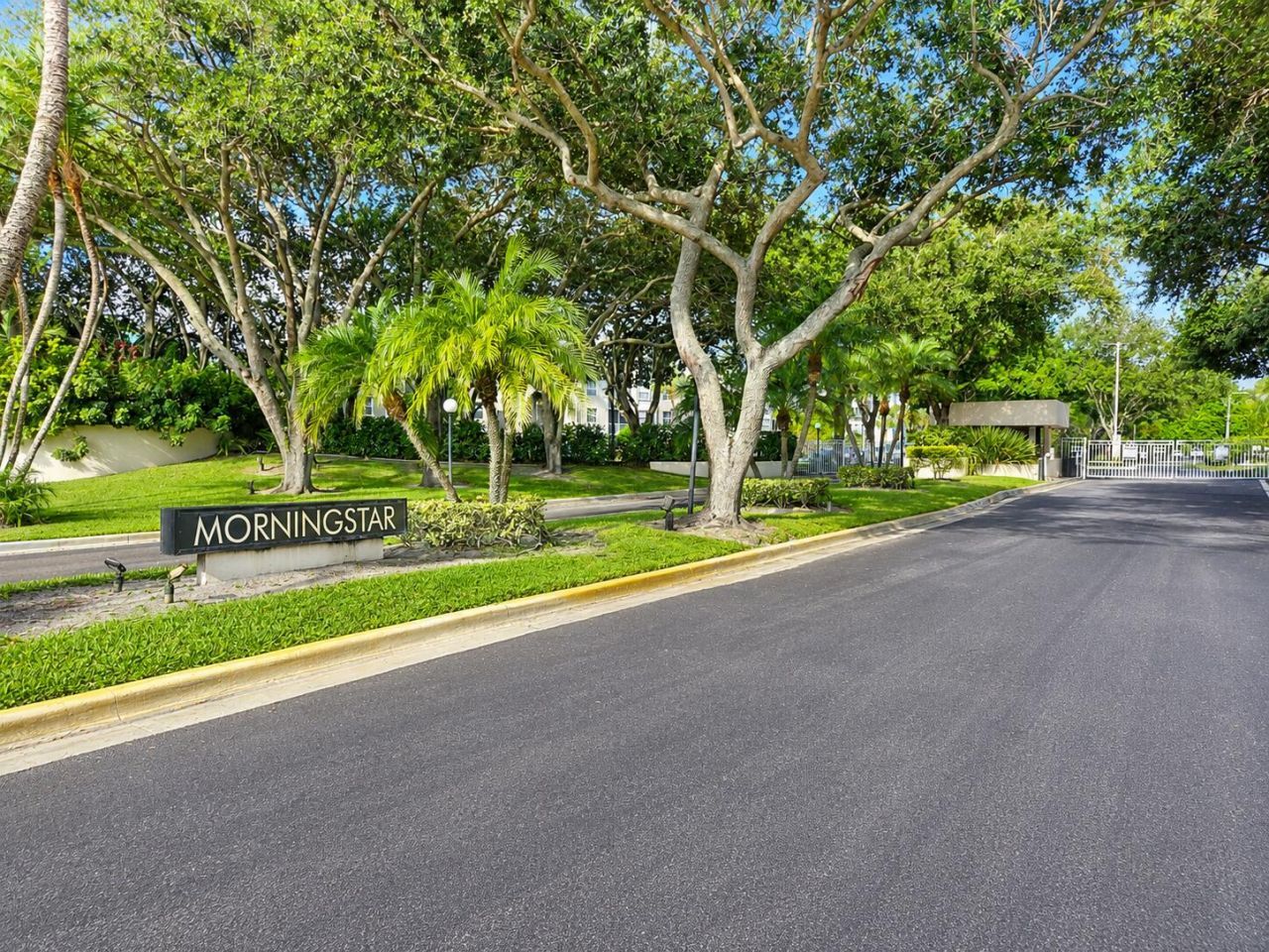 5910 Morningstar Circle, Unit 202, Delray Beach, FL 33484 Photo