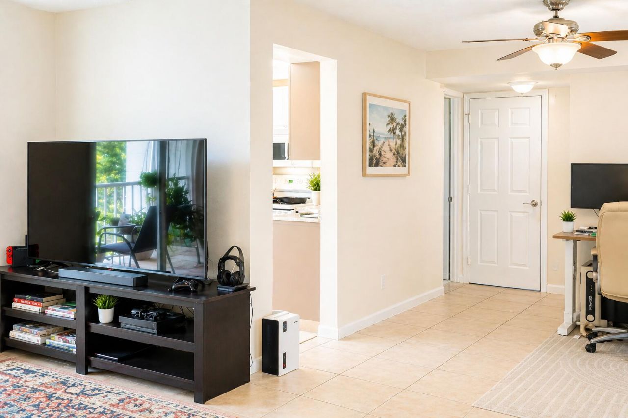 5910 Morningstar Circle, Unit 202, Delray Beach, FL 33484 Photo