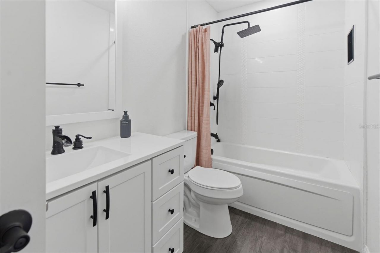 176 Lake Eva Drive, Chuluota, FL 32766 Photo