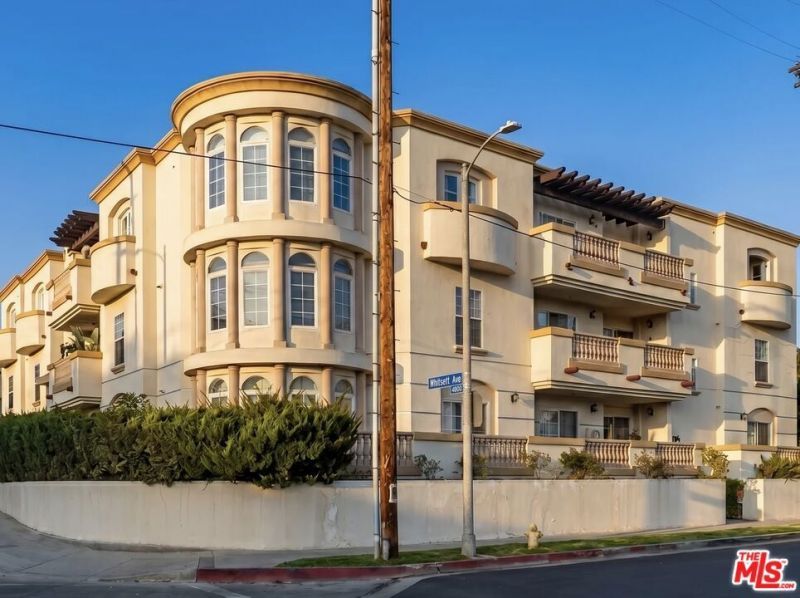 4832 Whitsett Avenue, Unit 203, Valley Village, CA 91607 Main Photo