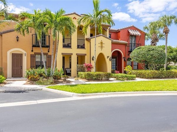 8986 Cambria CIR , Unit 2204, NAPLES, FL 34113