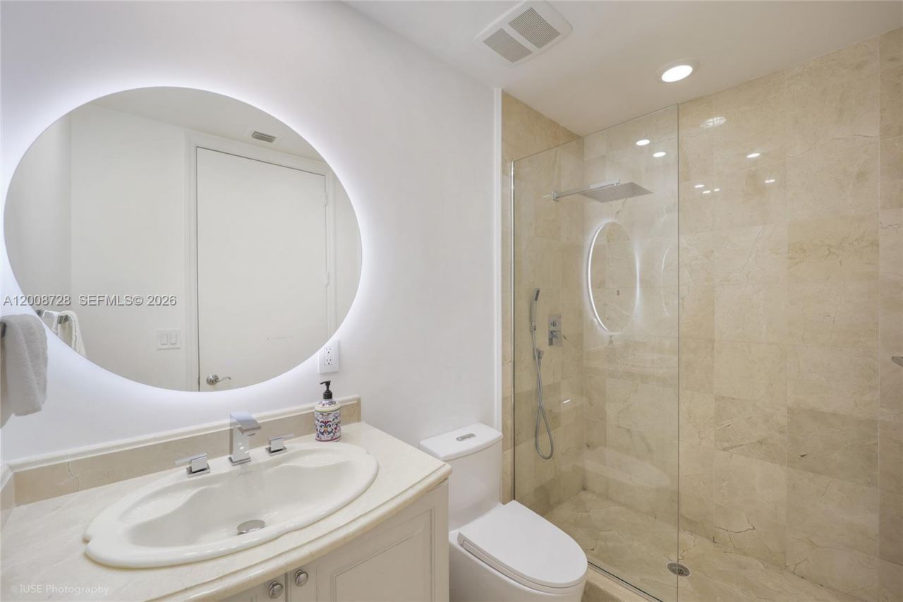 3400 SW 27th Ave, Unit 2202, Miami, FL 33133 Photo