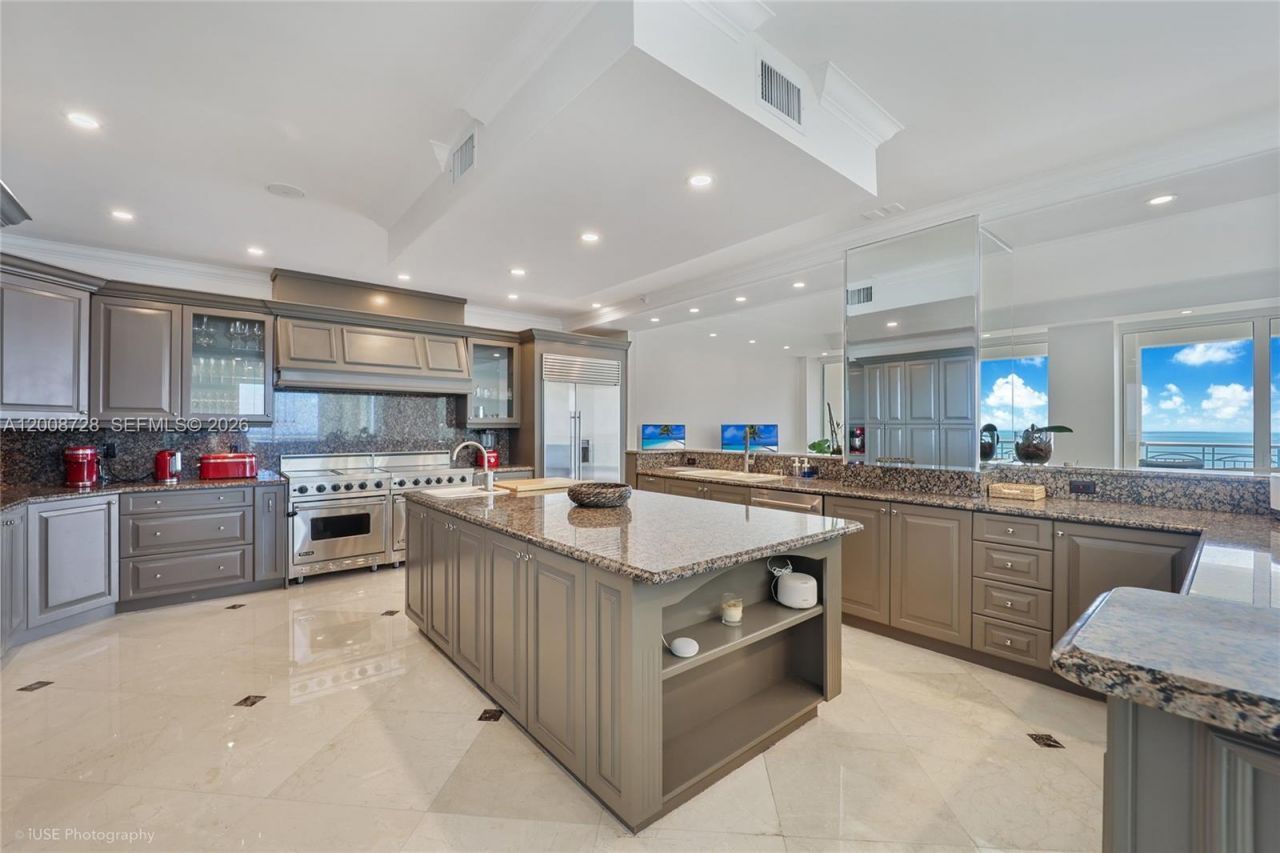 3400 SW 27th Ave, Unit 2202, Miami, FL 33133 Photo