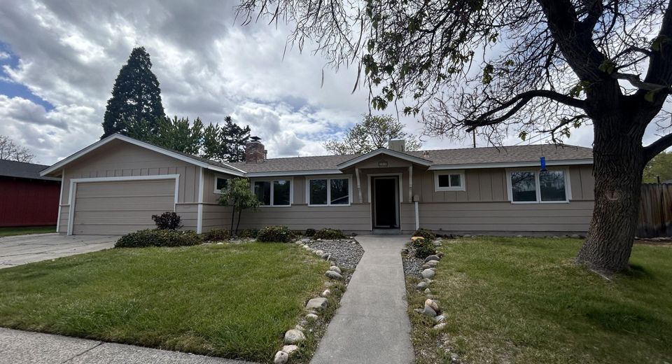 1045 Johnson Place, Reno, NV 89509 Photo