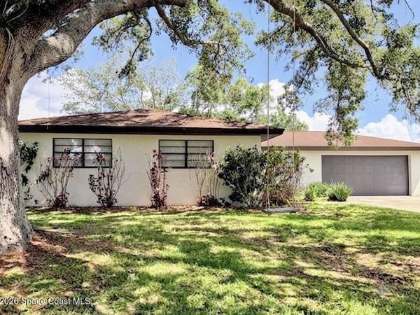 635 Firestone Street NE, Palm Bay, FL 32907