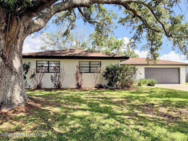 635 Firestone Street NE , Palm Bay, FL 32907