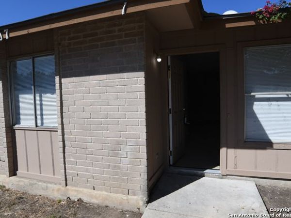 5607 LOCHMOOR, Unit 2, San Antonio, TX 78244