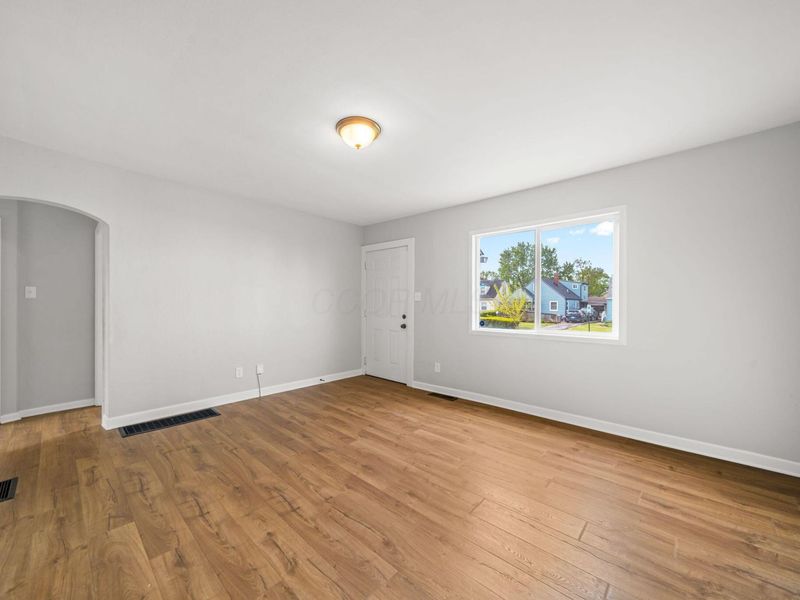 926 E 19th Avenue, Columbus, OH 43211 Photo 5