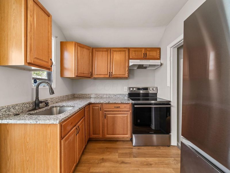 926 E 19th Avenue, Columbus, OH 43211 Photo 9