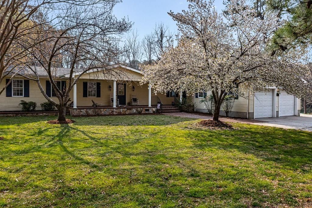 181 Rose Drive, Weems, VA 22576 Main Photo