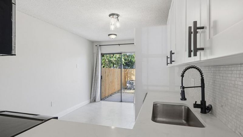 2260 Plum Court, Pembroke Pines, FL 33026 Photo