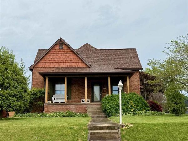 248 W Beech St, Sullivan, IN 47882