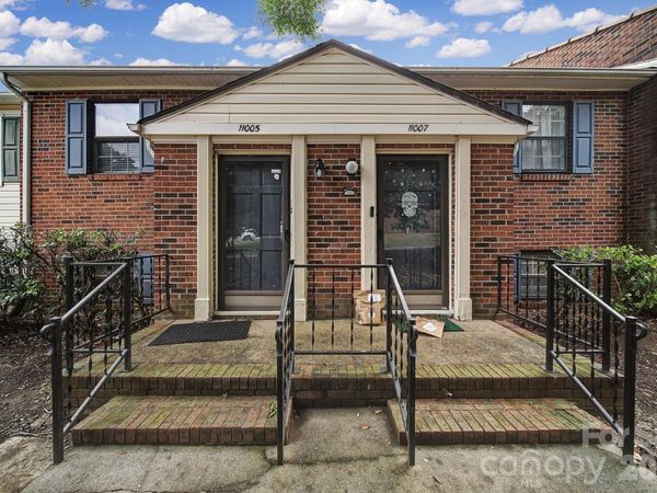 11005 Hunter Trail, Charlotte, NC 28226