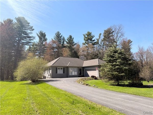 20852 Muskellunge Bay Lane , Sackets Harbor, NY 13685