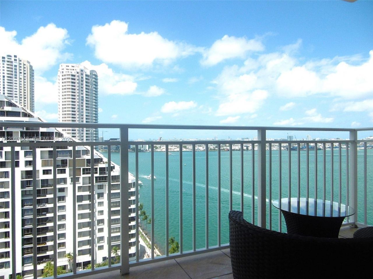 770 Claughton Island Dr, Unit 2011, Miami, FL 33131 Photo