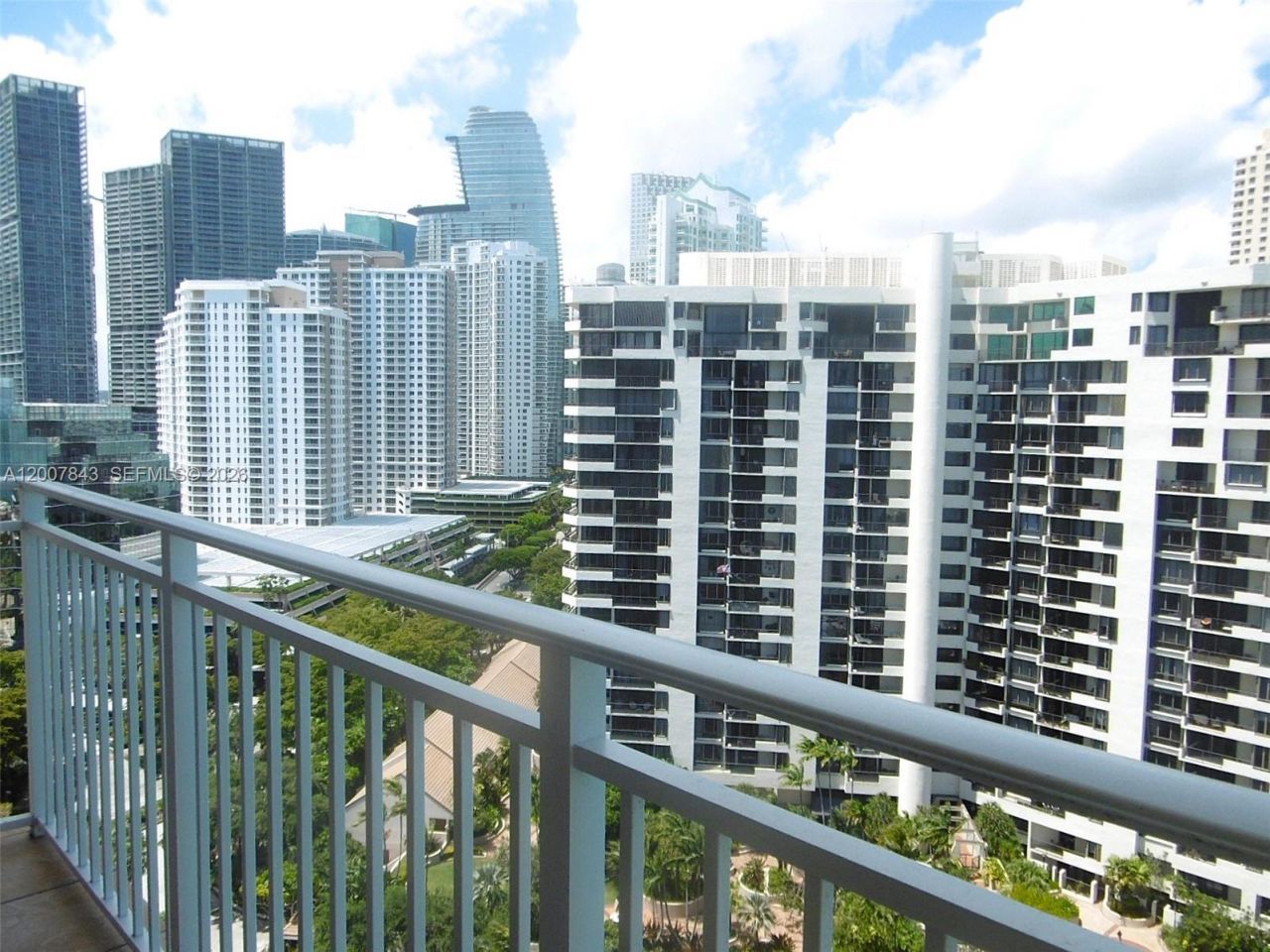 770 Claughton Island Dr, Unit 2011, Miami, FL 33131 Photo