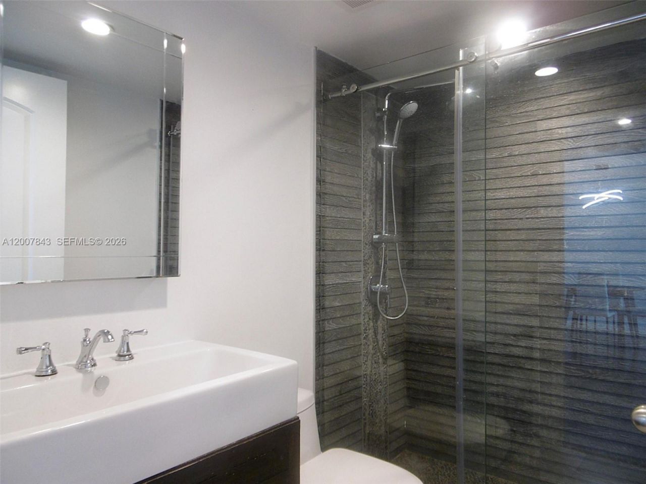 770 Claughton Island Dr, Unit 2011, Miami, FL 33131 Photo