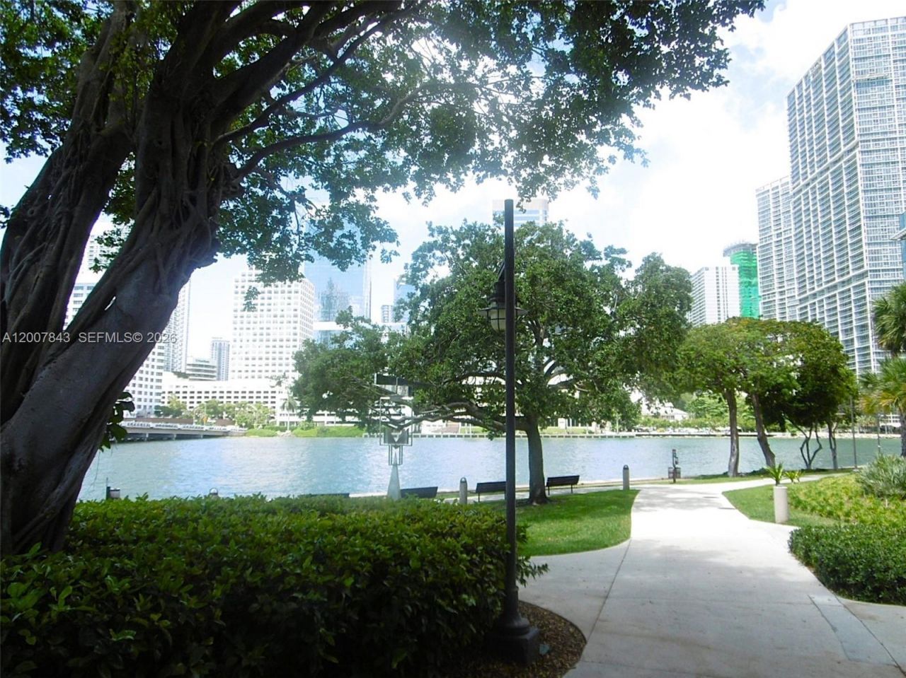 770 Claughton Island Dr, Unit 2011, Miami, FL 33131 Photo