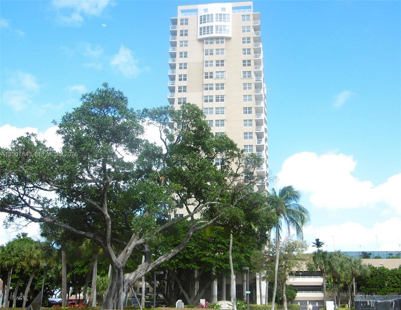 770 Claughton Island Dr, Unit 2011, Miami, FL 33131 Photo